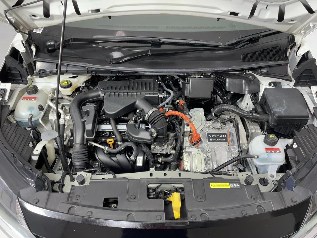 Photo '13' of Nissan Note