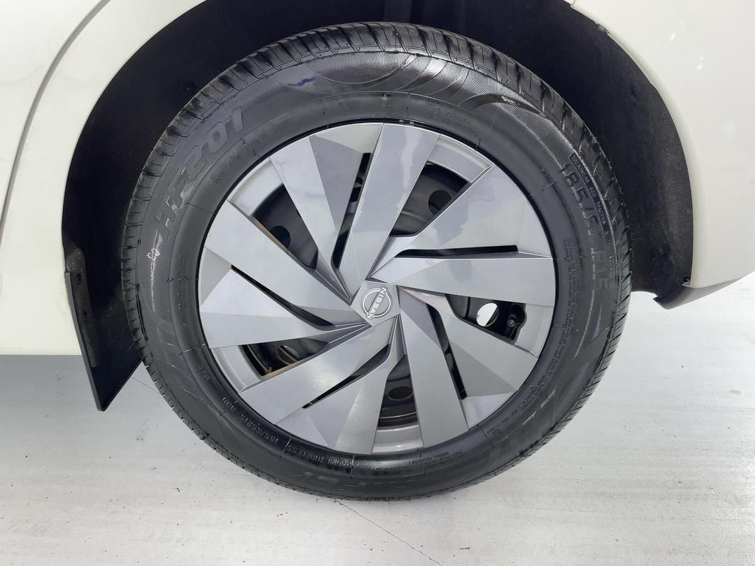 Photo '11' of Nissan Note