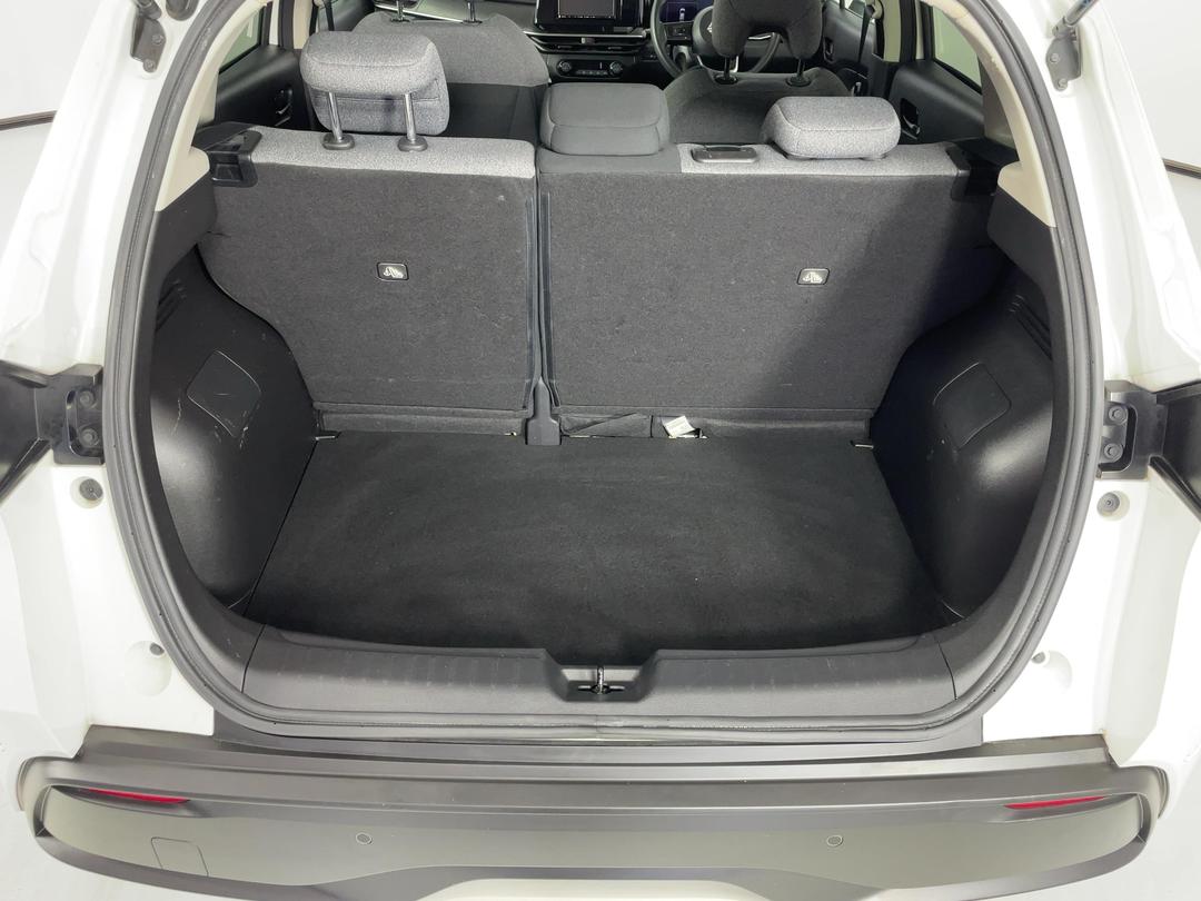 Photo '14' of Nissan Note