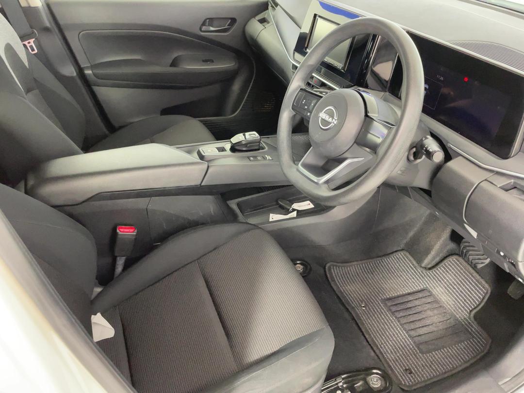 Photo '16' of Nissan Note