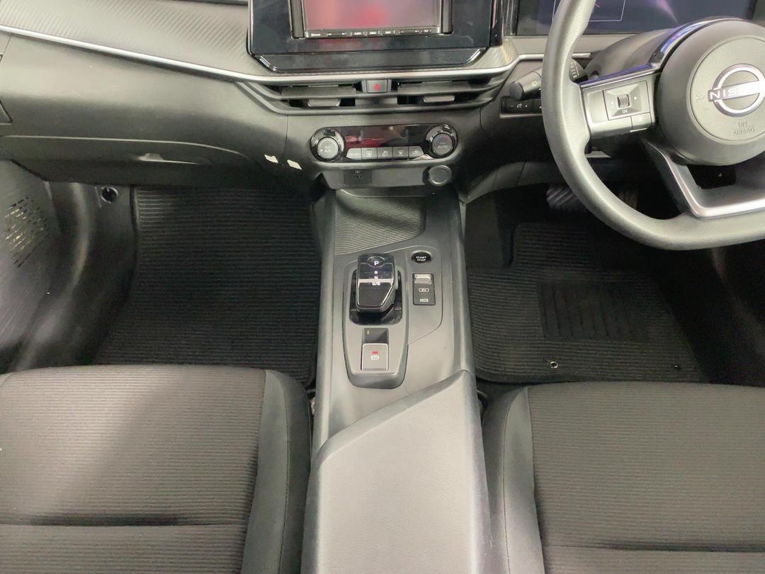 Photo '18' of Nissan Note