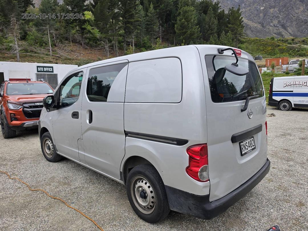 Photo '3' of Nissan NV200