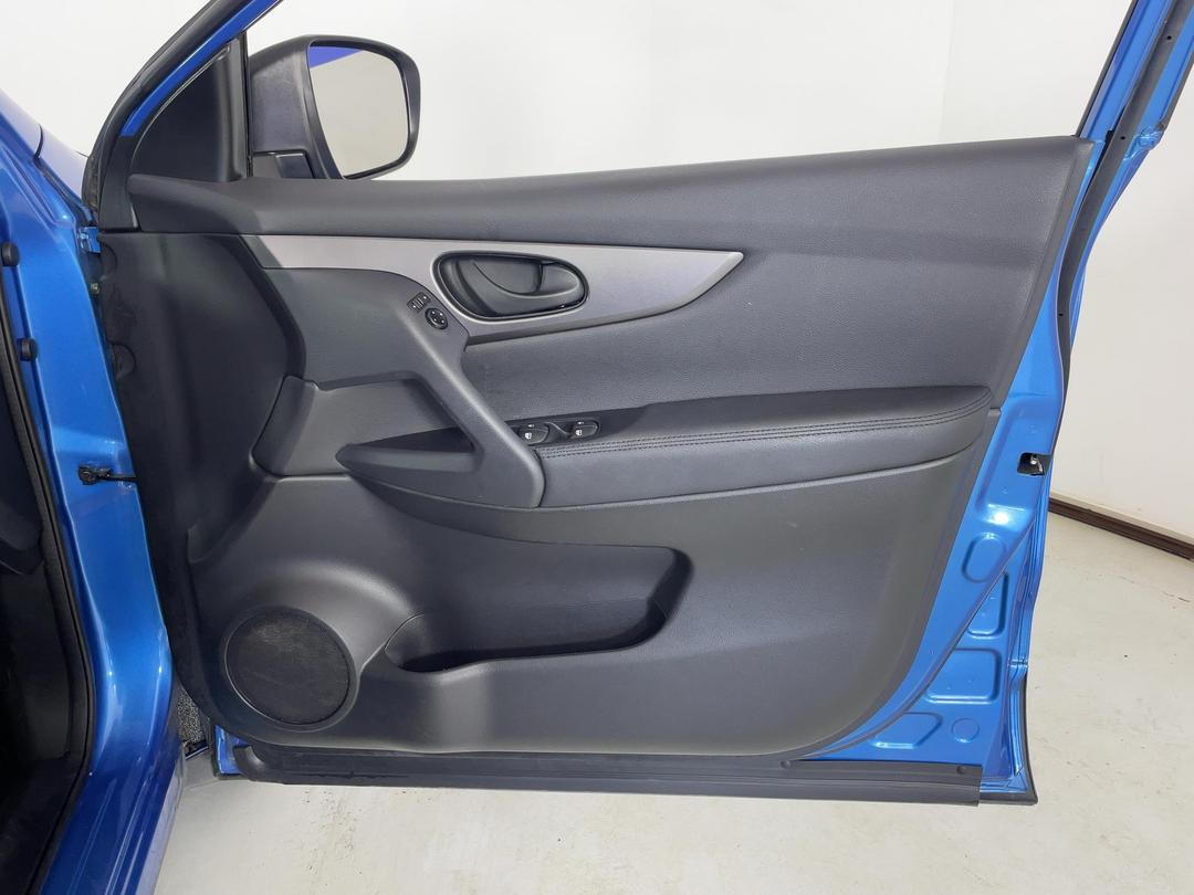 Photo '15' of Nissan Qashqai