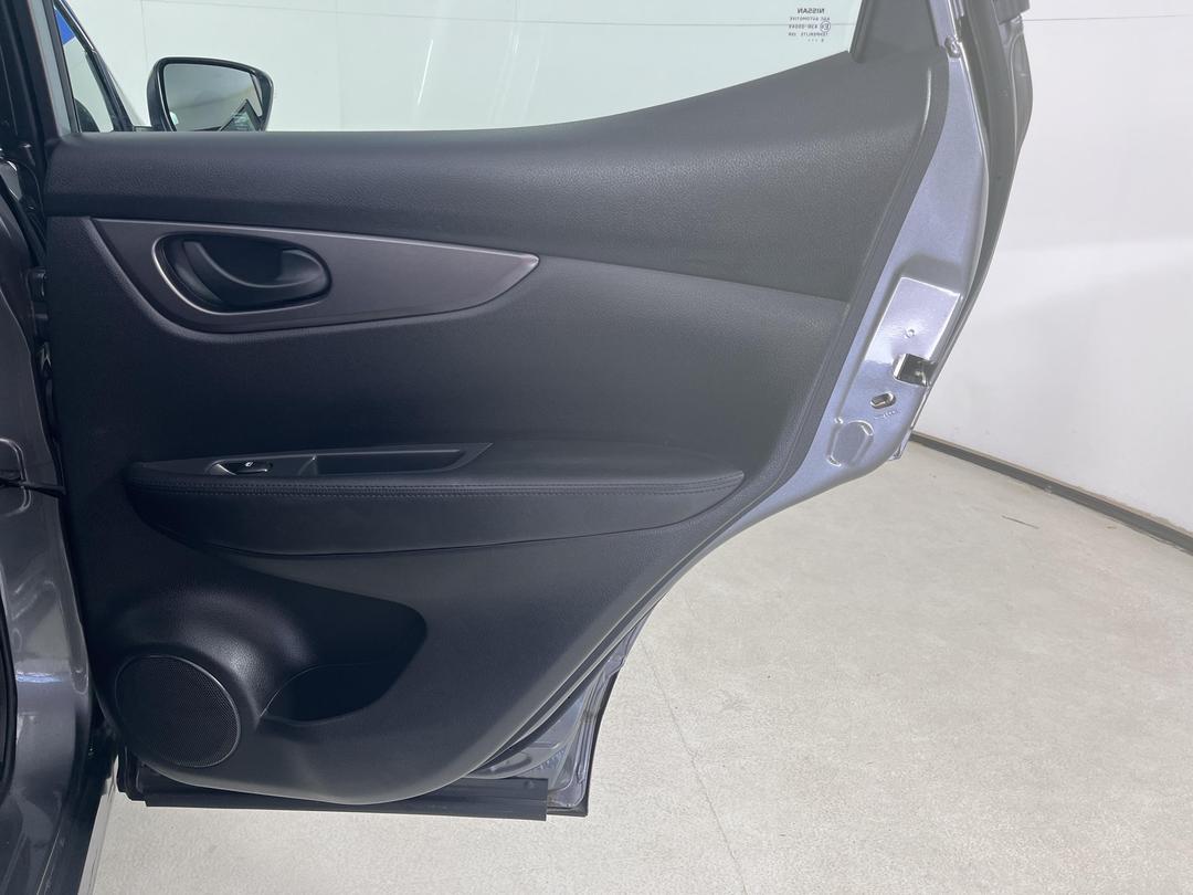 Photo '19' of Nissan Qashqai