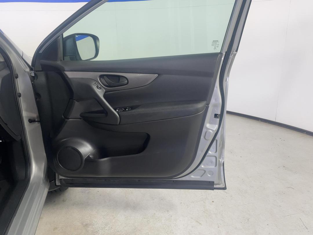 Photo '15' of Nissan Qashqai