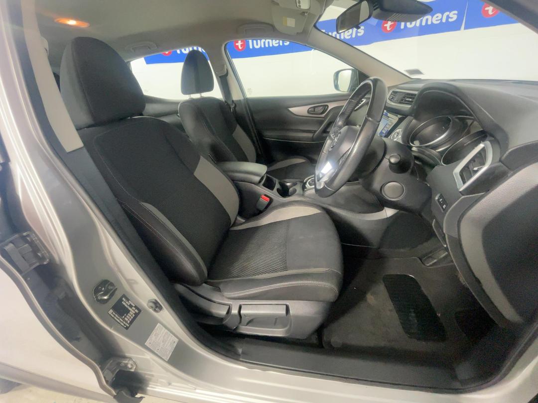 Photo '16' of Nissan Qashqai