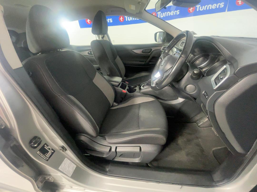 Photo '16' of Nissan Qashqai