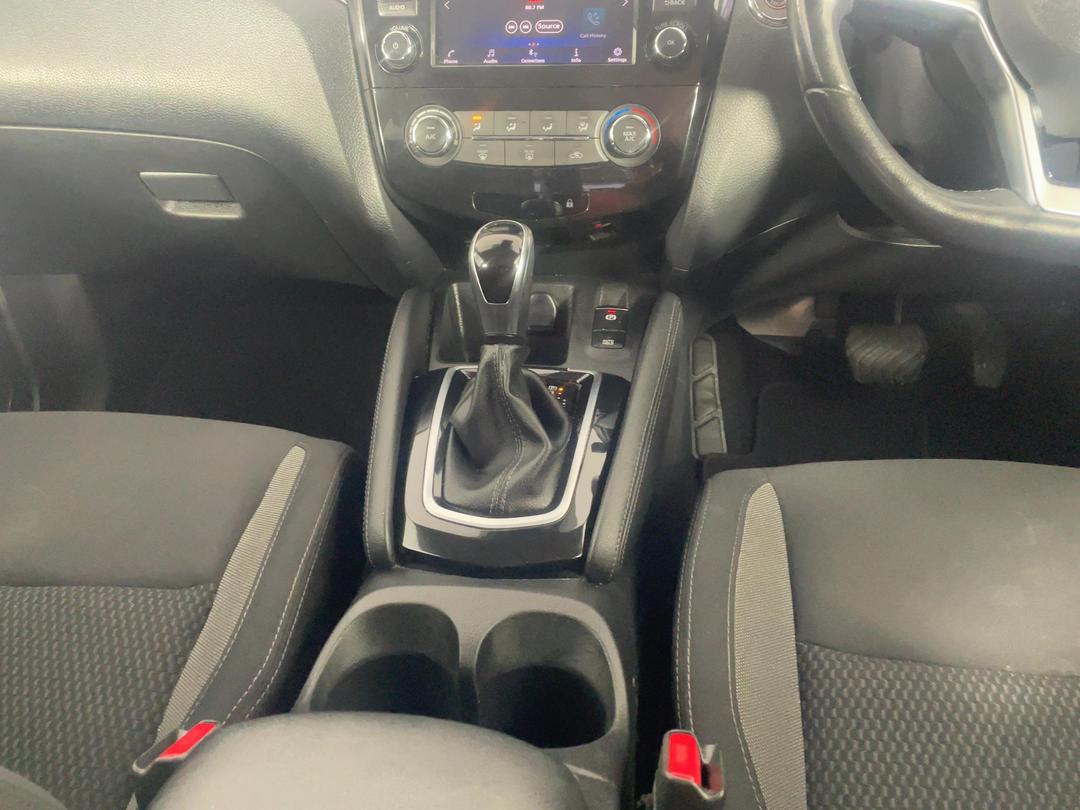 Photo '18' of Nissan Qashqai