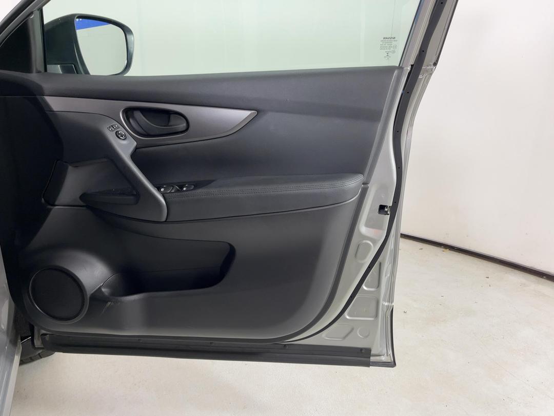 Photo '15' of Nissan Qashqai