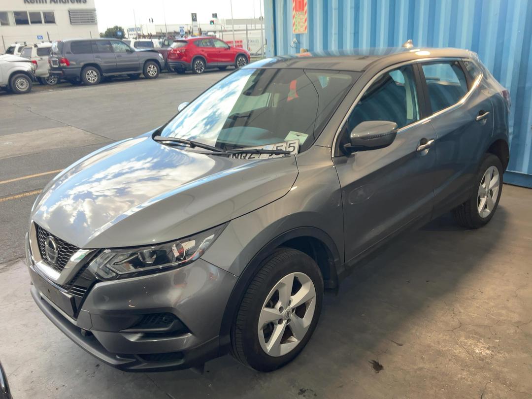 Photo '5' of Nissan Qashqai ST Photo '5' of Nissan Qashqai ST