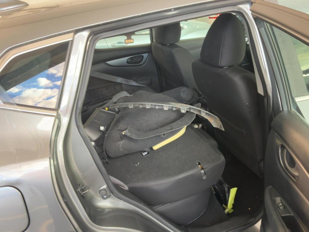 Photo '20' of Nissan Qashqai ST Photo '20' of Nissan Qashqai ST