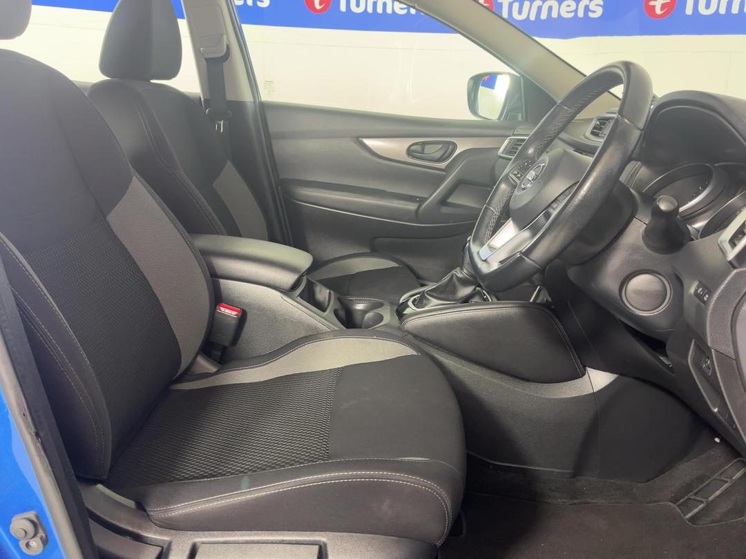 Photo '16' of Nissan Qashqai