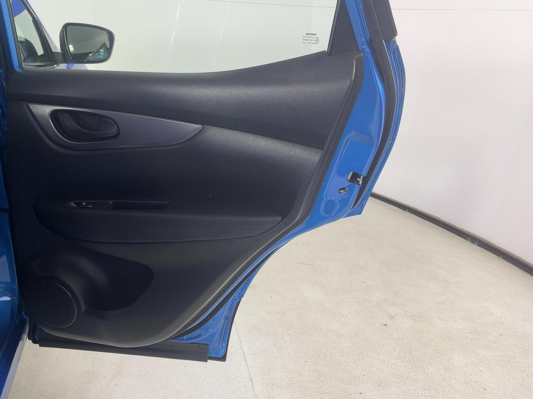 Photo '19' of Nissan Qashqai