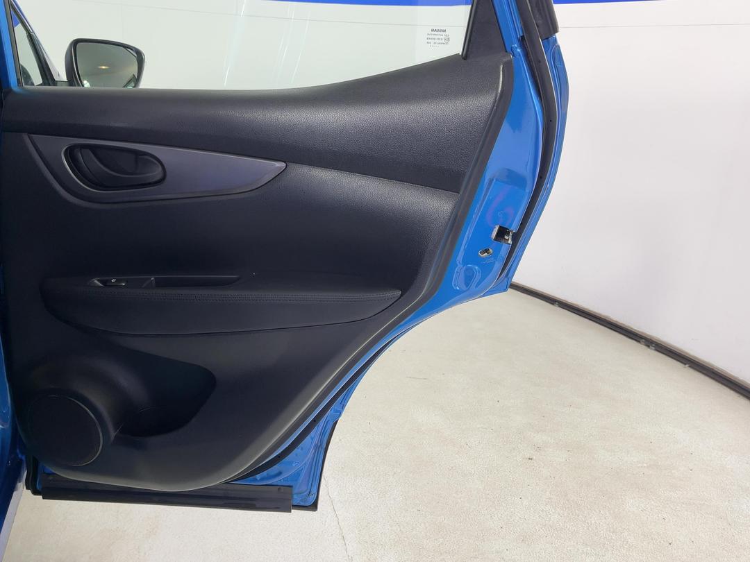 Photo '19' of Nissan Qashqai