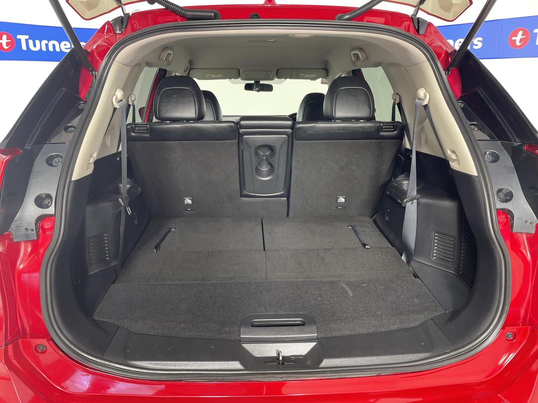 Photo '14' of Nissan X-Trail