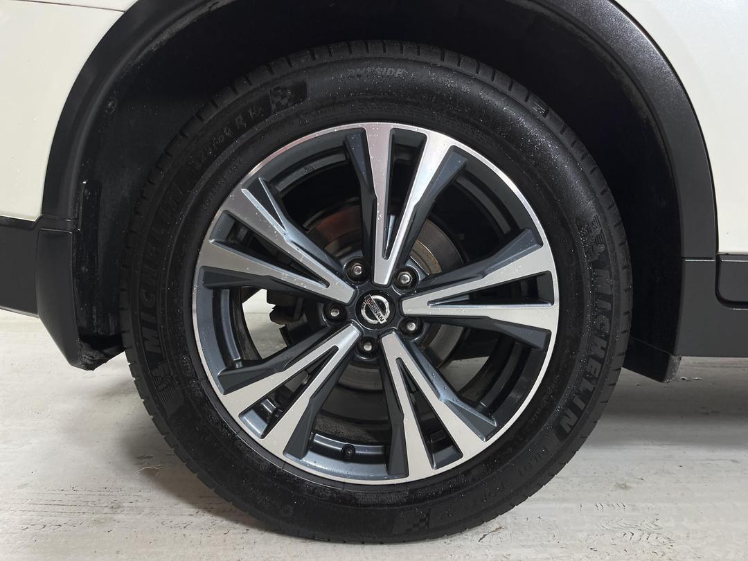 Photo '12' of Nissan X-Trail