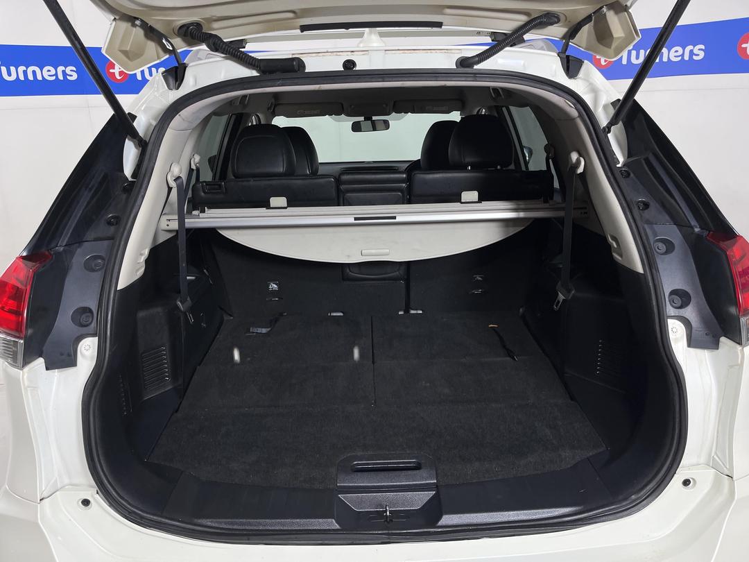 Photo '14' of Nissan X-Trail