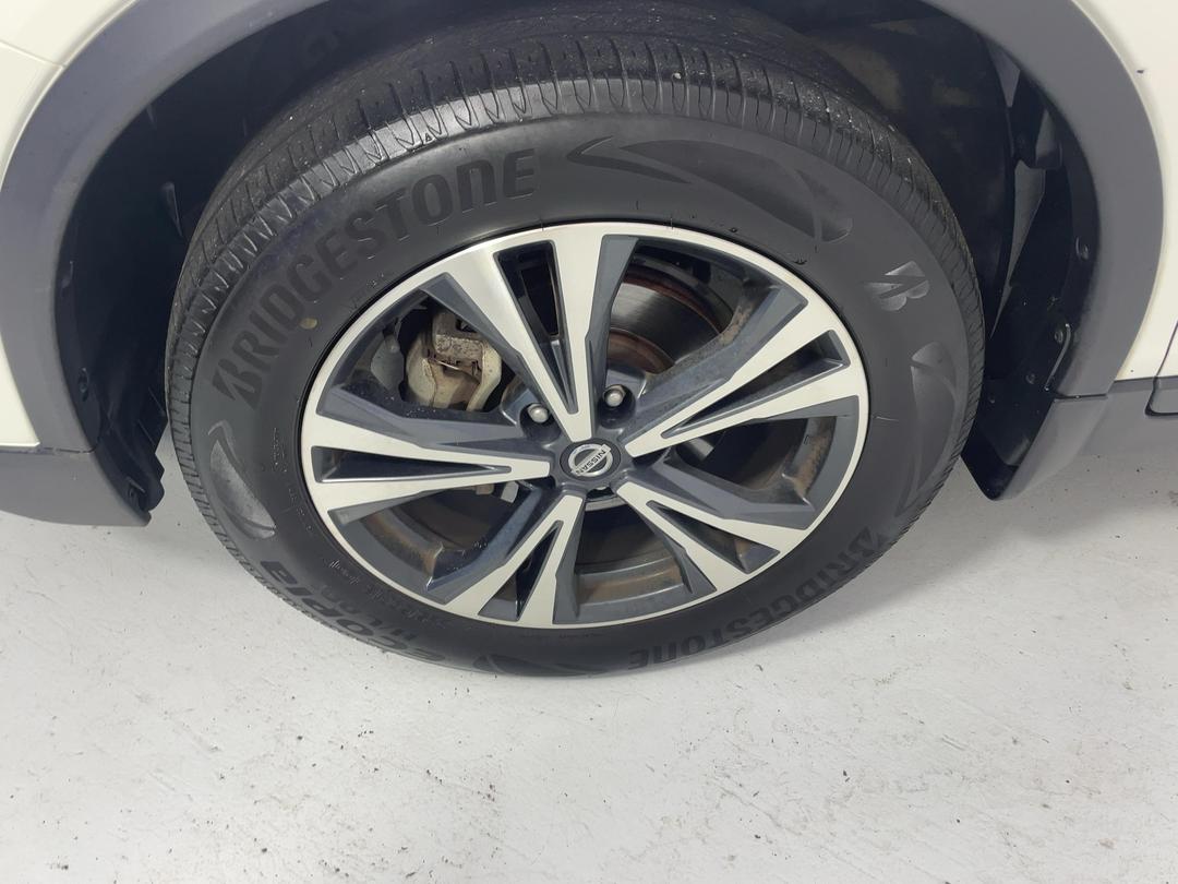 Photo '10' of Nissan X-Trail