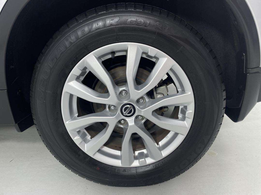 Photo '11' of Nissan X-Trail