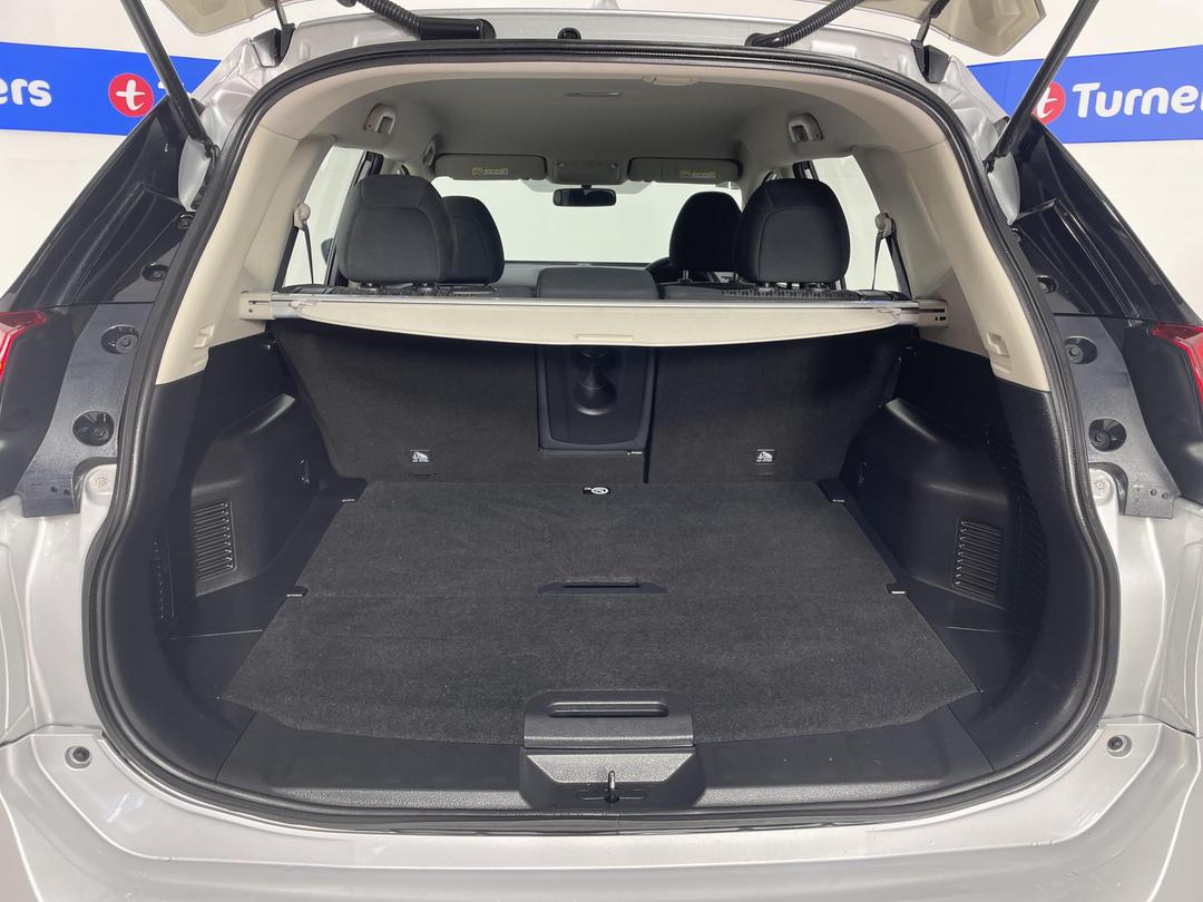 Photo '14' of Nissan X-Trail