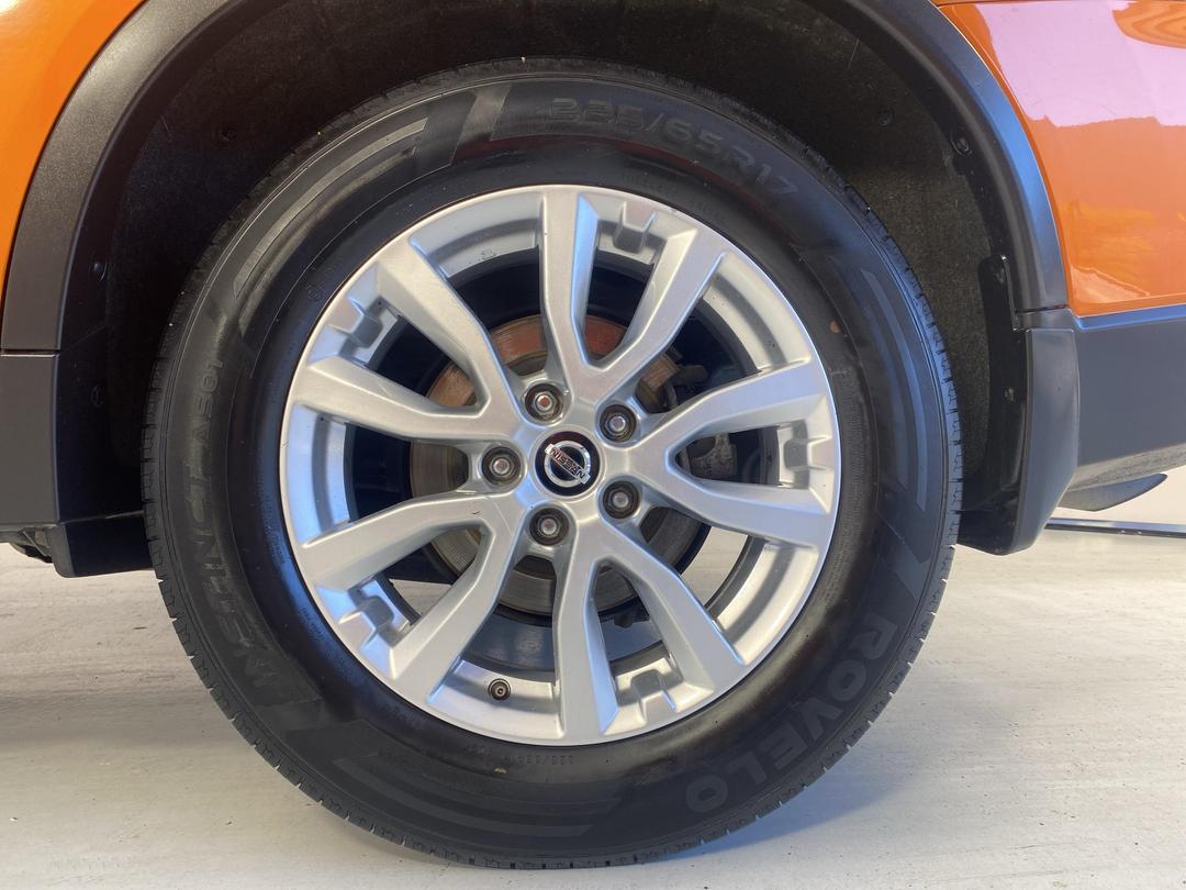 Photo '11' of Nissan X-Trail