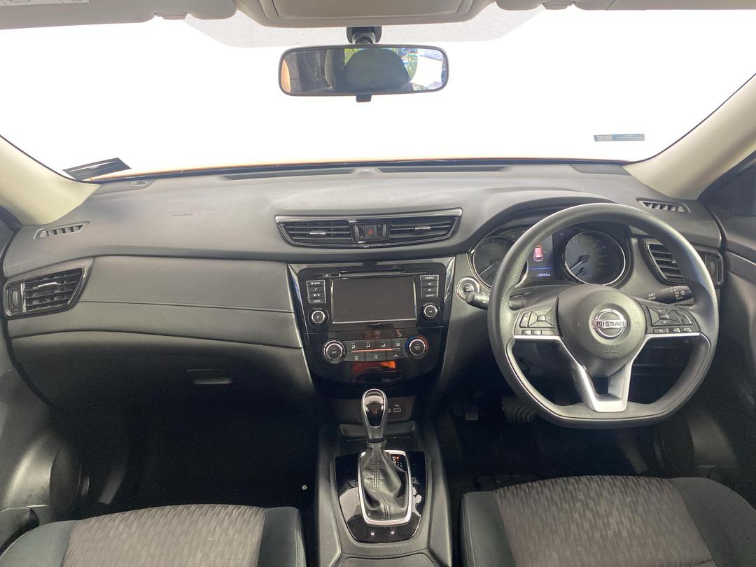 Photo '17' of Nissan X-Trail