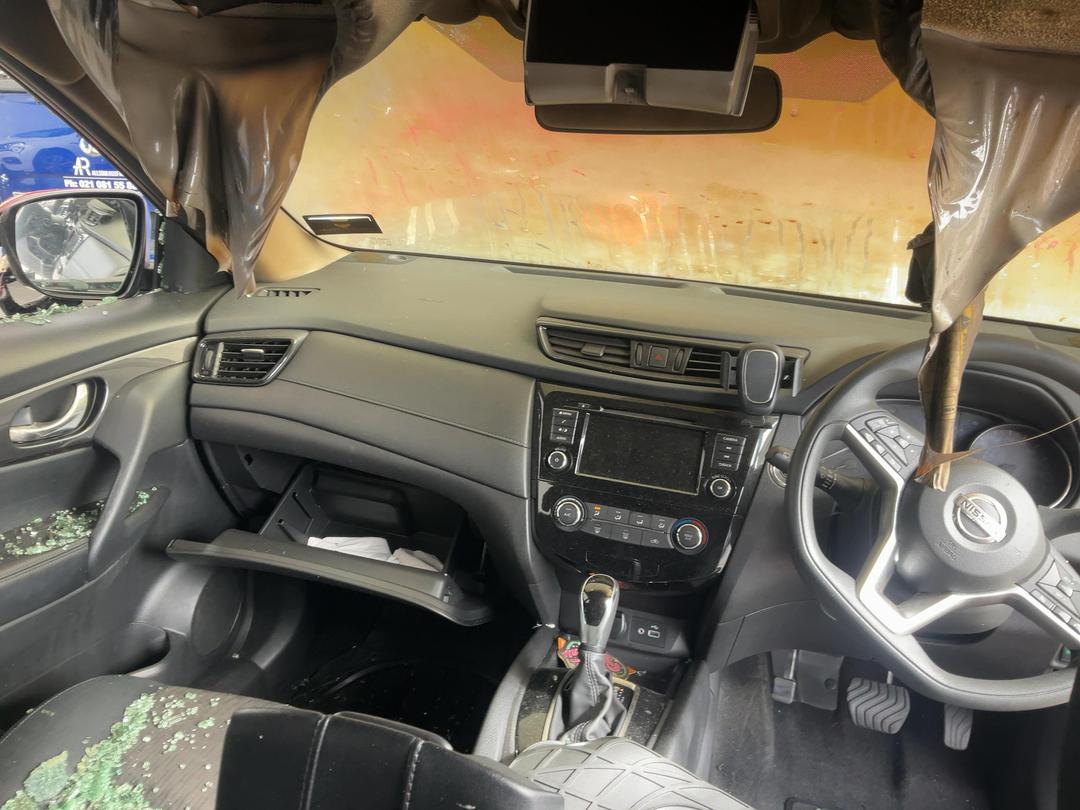 Photo '19' of Nissan X-Trail ST