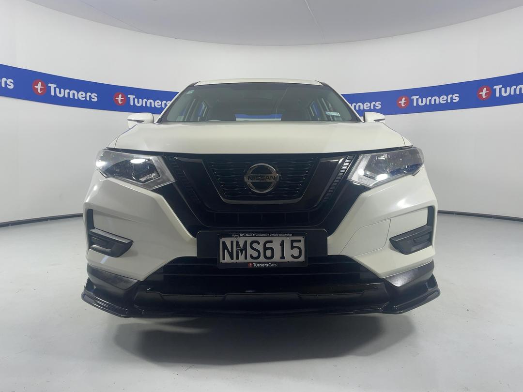 Photo '2' of Nissan X-Trail