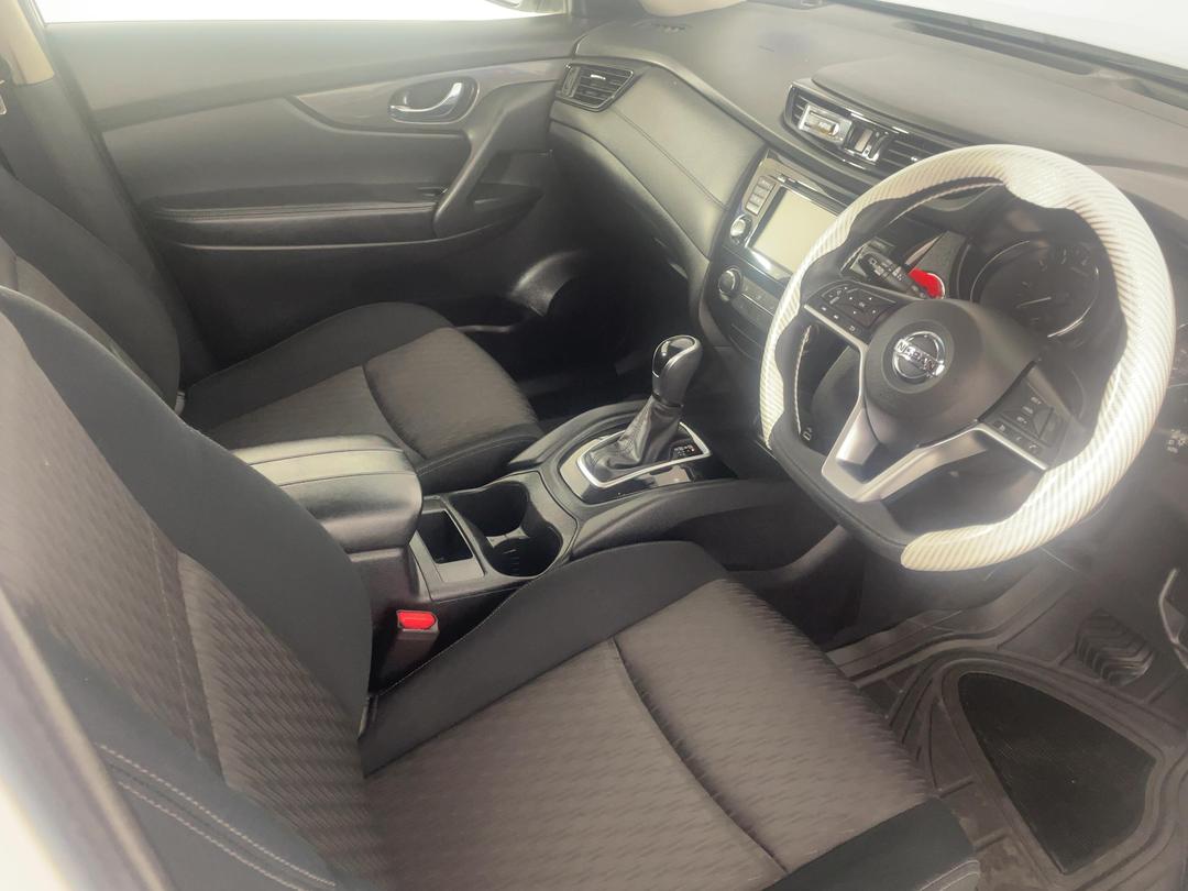 Photo '16' of Nissan X-Trail