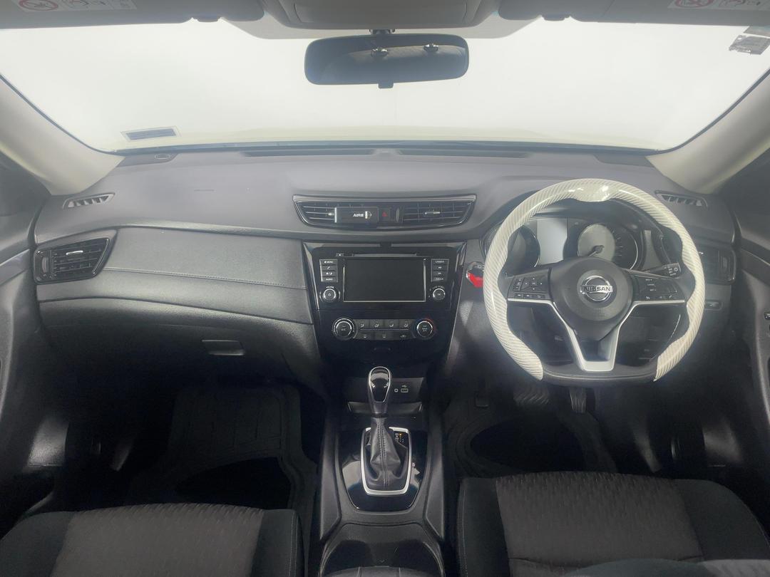 Photo '17' of Nissan X-Trail