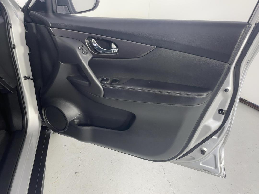 Photo '15' of Nissan X-Trail