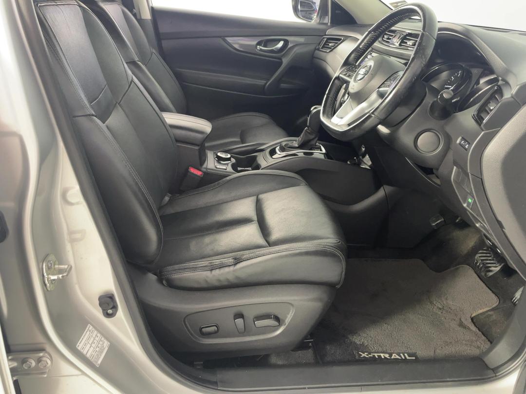 Photo '16' of Nissan X-Trail