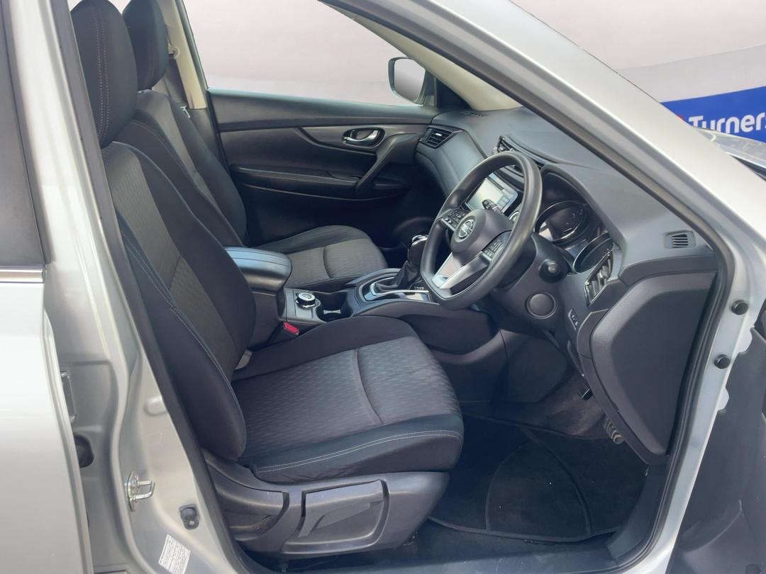 Photo '16' of Nissan X-Trail