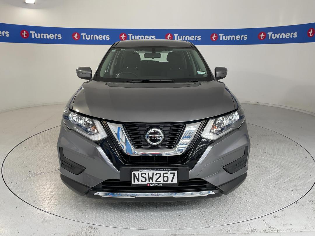 Photo '2' of Nissan X-Trail
