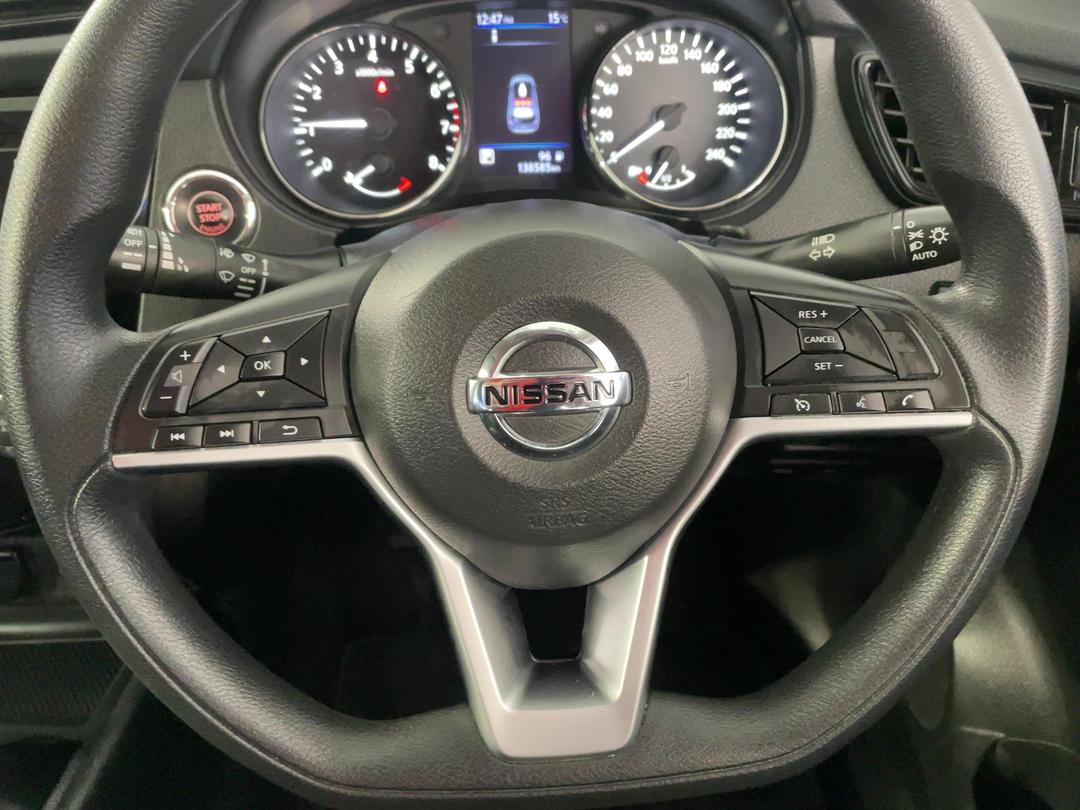Photo '25' of Nissan X-Trail