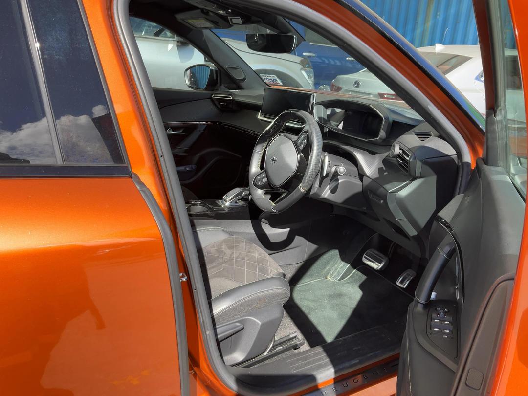 Photo '13' of Peugeot 2008 GT