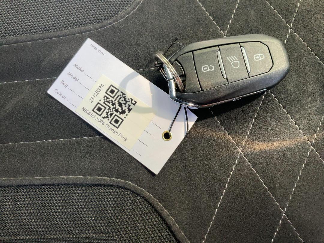 Photo '15' of Peugeot 2008 GT