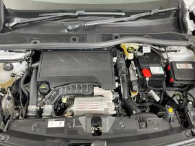 Photo '13' of Peugeot 2008