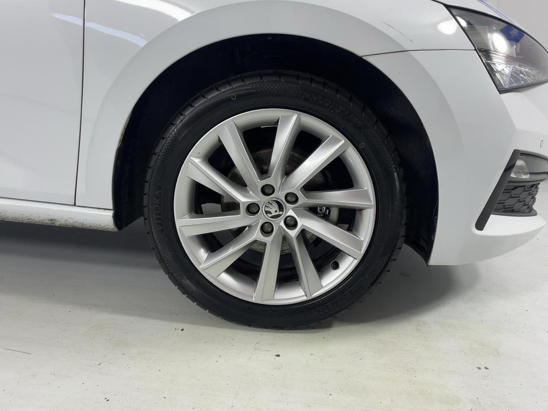 Photo '9' of Skoda Scala