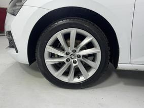Photo '10' of Skoda Scala
