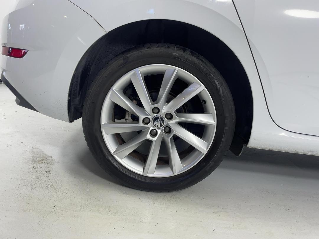 Photo '12' of Skoda Scala
