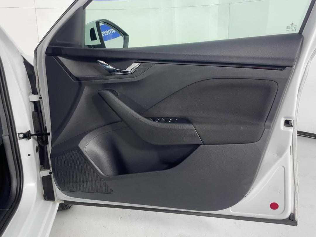 Photo '15' of Skoda Scala