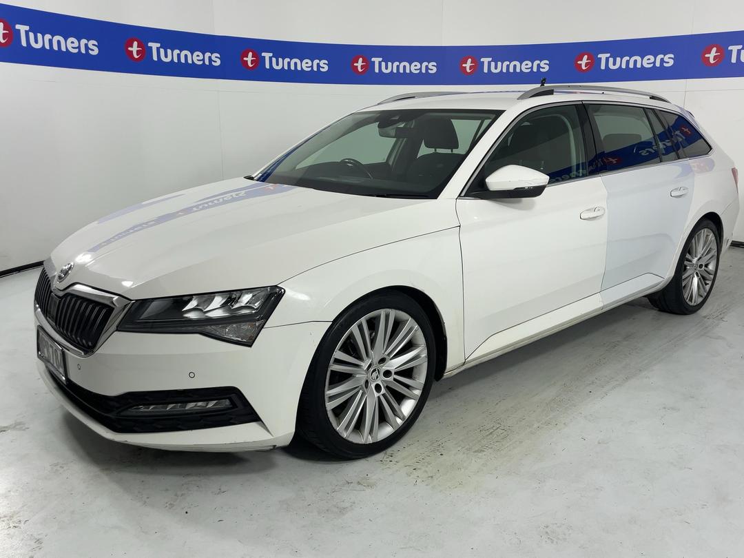 Photo '4' of Skoda Superb