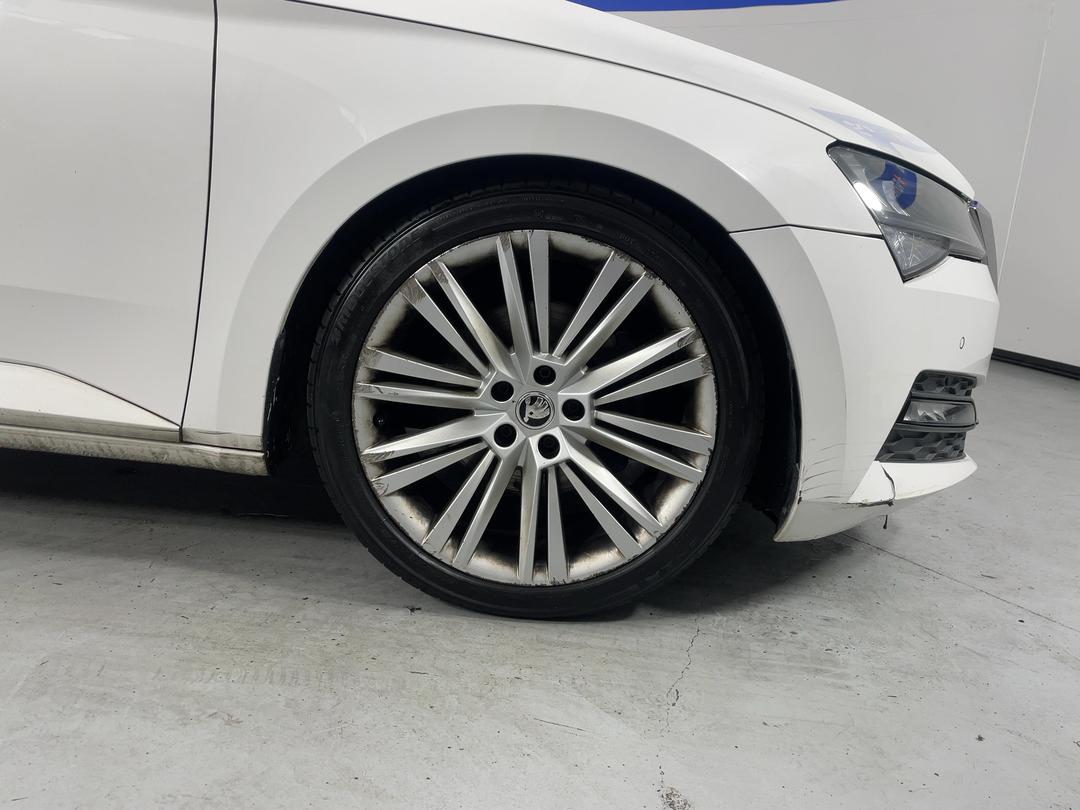 Photo '7' of Skoda Superb WGN Ambition 162KW Photo '7' of Skoda Superb WGN Ambition 162KW