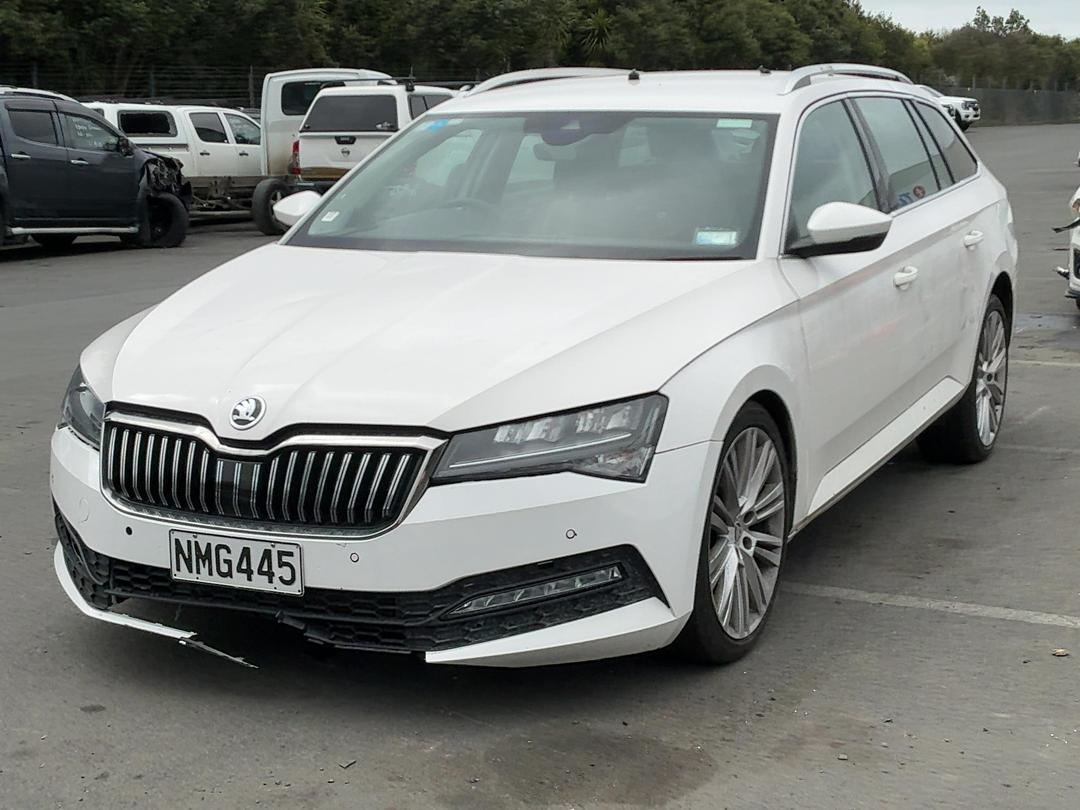 Photo '3' of Skoda Superb WGN Ambition 162KW Photo '3' of Skoda Superb WGN Ambition 162KW