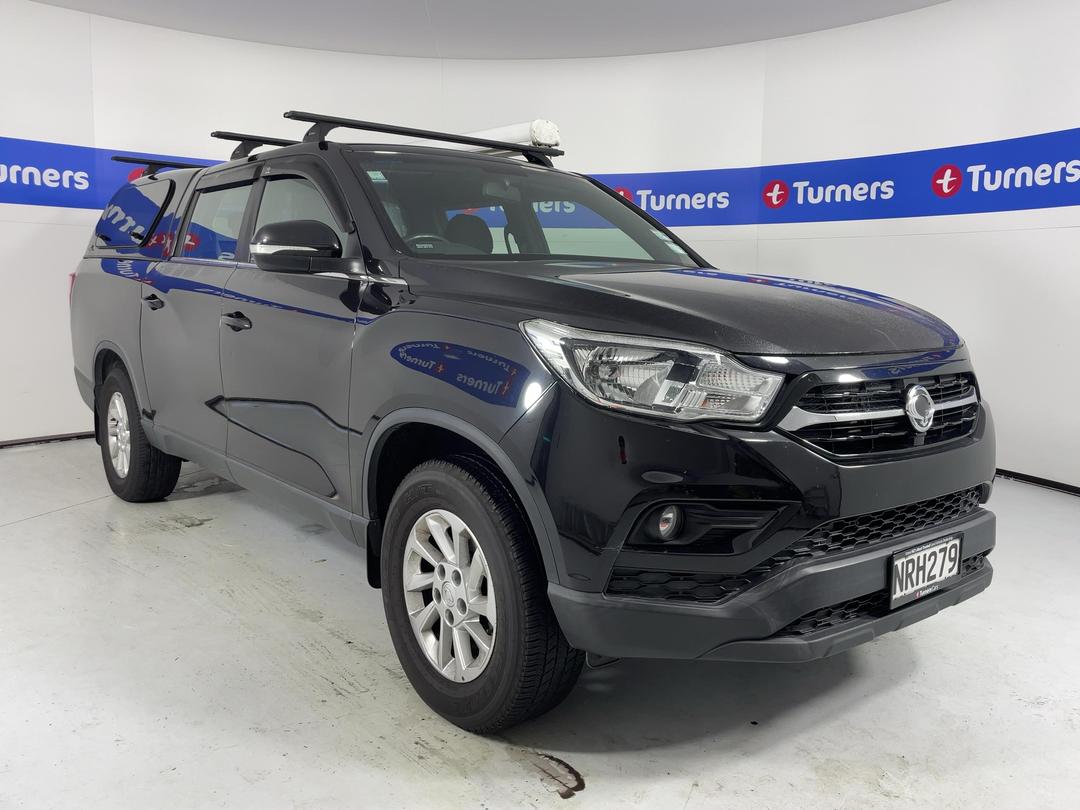 Photo '1' of Ssangyong Rhino