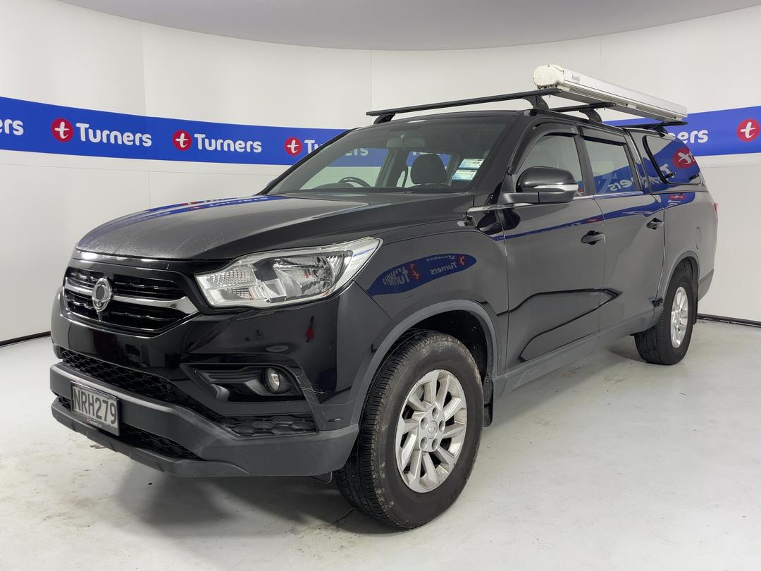 Photo '4' of Ssangyong Rhino