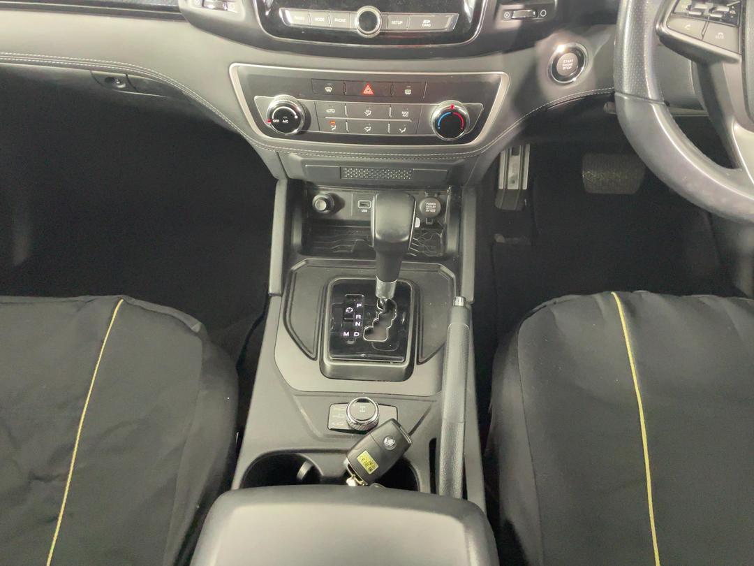 Photo '18' of Ssangyong Rhino