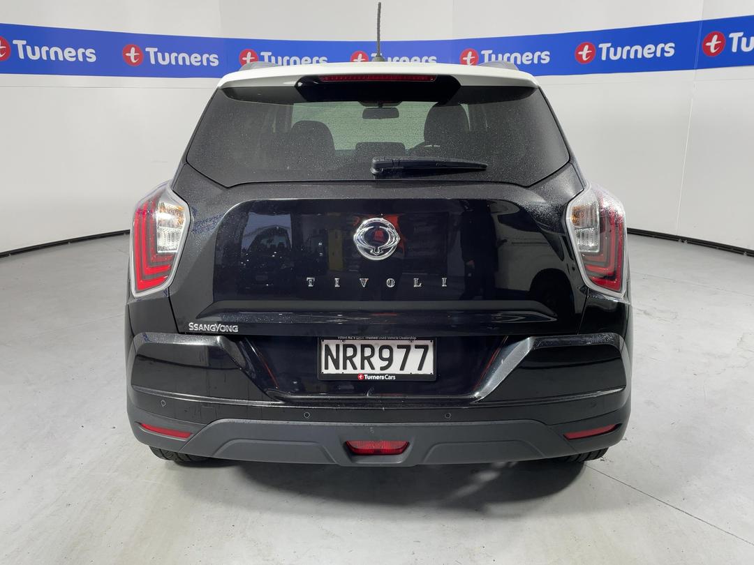 Photo '6' of Ssangyong Tivoli