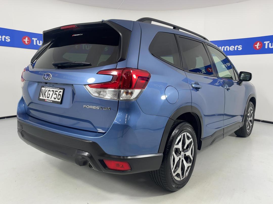 Photo '7' of Subaru Forester
